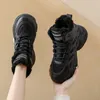 Chaussures de marche 2024 Winter EST High Top Pluce pour les femmes coton confortables baskets en coton