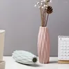 Vase Modern Vase Desktop Decoration Nordic Style Small Table人工花のクレエティブシンプルさコンテナミス花