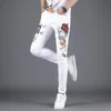 高級デザイナー2023新しいFi刺繍プリント白いスリムフィットジーンズ男性用カジュアルで通気性のあるストリートウェアデニムパンツQ5fe＃