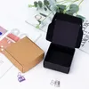 Presentförpackning 50st Kraft Paper Packaging Box White Black Jam smycken Kosmetisk förpackningsmanual Fold Aircraft Boxes Cover