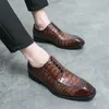 Klänningsskor Mid Hools Medium Längd Mäns bröllop Designer Man Tennis Loafers For Men Sneakers Sport High Grade