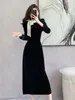 Casual Dresses French Sle Puff Sleeve Velvet Dress Round-neck Bow Bubble Slimming Long Elegant Vintage 2024 Spring