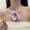 Kedjor Kvinnors långa pärlor fransar halsband elegant blomma hänge halsband Dainty Choker Chain för dagliga slitdagar Party