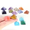 Matning grossist 20mm mini pyramid natursten kristall reiki helande kvarts ädelstenar punkt torn meditation hem dekor hantverk diy smycken