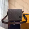 Bolsos de diseñador de alta calidad Bolsos de hombro de los hombres Cross Body Metal Metal Black Metal Bag Messenger Fashion Fashion Bolso Bolso Compuesto Compuesto Bolsa de bolsillo