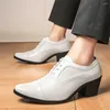 Sapatos de vestido Zimni Ballroom Dance Correndo Menino Elegante Homens para Mens Sapatilhas Esporte Novidade em Ofertas Cosplay