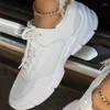 Fitness Schuhe Frühling Wohnungen Frauen Turnschuhe 2024 Mode Lace-Up Atmungsaktive Vulkanisieren Casual Zapatos De Mujer