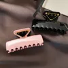 Mollette Nuovo fermaglio per capelli rettangolare con squalo con logo classico Fascino in lega Fermaglio per capelli rosa Regalo per ragazza di alta qualità Gioielli per capelli Designer Boutique Mollette per capelli