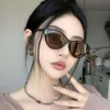Klassieke zonnebril Designer Koreaanse cat-eye zonnebril Mode UV skinny gezicht hot girl zonnescherm new wave bril met doos