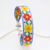 Браслеты-шармы ручной работы с цветком клубники, вышитый браслет, ювелирные изделия, обертка дружбы