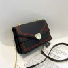 Schoudertassen Leuke Crossbody Messenger voor Vrouwen Nieuwe Vrouwelijke Gewatteerde Portemonnees Japanse Kawaii Hart Womens Handtas 2023 230309