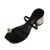 Casual schoenen zomerstijl zwarte sandalen met hoge hakken dames vierkante neus mode all-match sexy strass