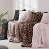 Fleece-Sofadecke mit Leopardenmuster, halbe Seiten, weiche, elastische Strickdecken zum Überwerfen, Wärme, Schal am Ende des Bettes 240326