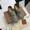 Lp pianas loafers kvinnor män klänning skor det designer lyx mode män affärsläder platt låg topp mocka ko läder oxfords casual moccasins lat sko storlek 35-45