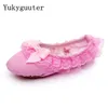 Tanzschuhe Mädchen Ballett Leinwand Bowtie Spitze Winter Weiche Sohle Hausschuhe Kinder Praxis Ballerina Frau