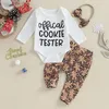 Set di abbigliamento Neonata Completo autunnale Pagliaccetto con stampa di lettere a maniche lunghe con pantaloni leopardati con omino di pan di zenzero e set di fascia con fiocco