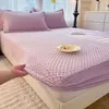 Crystal Velvet Quilted Mattress Cover AntiBacteria Fitted Bed Sheet King and Queen No Pillowcase 240321