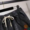 Plus storlek 6xl 150 kg svart sommarbroderi jeans shorts avslappnad stor denim shorts hål kvinnor korta byxor w0iw#