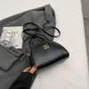 Winkels exporteren ontwerper schoudertassen dames diagonale kruistas 2024 nieuw en niche-ontwerp single met high-end feel handheld shell
