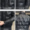 2023 Nouveau automne hiver hommes veste rembourrée homme haute qualité paillettes rayé coupe-vent et chaud court noir parkas manteau 97Kc #