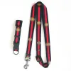 Sets Stripe Leashes Pet Dogs Chain Traction Rope Leads for Running Free Hands Collar Leash Embroidery Pet Supplies Curtain