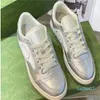2024 Casual shoes leather sneaker shoe with Strawberry wave mouth Tiger Web print Vintage Trainer man woman