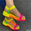 Sandals 2022 Summer New Rainbow Flat Shoes Womens Luxury Designer Outdoor Beach Open H240328MR14