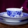 Set di stoviglie Jingdezhen Cantina cinese di porcellana blu e bianca di alta qualità set di ciotole in ceramica all'ingrosso