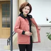 Otoño Invierno Señora de mediana edad con capucha Chaqueta corta Mujer Slim Plus Cmere Abrigo cálido Madre Casual Wam Coat U1qb #