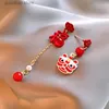 Charme asymétrique goutte à goutte d'huile gland boucles d'oreilles pour les femmes nouvel an rouge mode boucles d'oreilles marée rétro bonne chance boucles d'oreilles Y240328