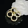 20 stijl Luxe Designer Broche Merk Brief Goud Verzilverd Broche Pin Mannen Dames Gouden Broches Pak Pin Wedding Party Jewerlry