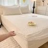 Crystal Velvet Quilted Mattress Cover AntiBacteria Fitted Bed Sheet King and Queen No Pillowcase 240321