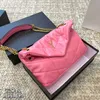 Designers puffer handväska lyxiga mjuka läder underarmsäckar för kvinnors avslappnade högkvalitativa axelväskor trendiga damväskor gåvor