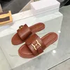 2024 Mode Sommer Frauen Sandalen Designer komfortable und minimalistische flache Schuhe Einzigartige Freizeit Arbeit Strand Frauen Schuhe