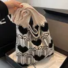 Shoulder Bags Women Crochet Tote Bag Large Capacity Heart Pattern Fashion Woven Versatile Knitted Shopping Casual Commuting