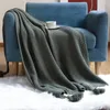 Battaniyeler Tıknaz örme atış iplik Battaniyesi Yataklar için Kanepe Kapak Kalın Ekose Seyahat TV Yumuşak Mantas Yatak Yatak Tasselleri 150 200cm