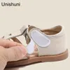 Unishuni filles demi sandale enfants chaussures en cuir véritable enfants évider printemps été chaussure coeur Design rétro princesse appartements 240319