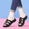 Slippers Women's Beach Sandals Flats Summer Fashion Cool 2024 Outdoor Wear Soft Leather Large Size Wedges