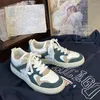 Zapatos casuales zapatillas de plataforma mujeres 2024 diseñador Ladie corriendo para cuero Harajuku vulcanizado