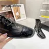 Kanalisiert cf stiefelschuhe nackt schwarzer spitzer Zehenmitte Designer Ferse Lange Kurzstiefel Schuhe Bdk