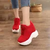 Casual Buty Women Platform Treners Buty Buty jesienne płótno białe trampki 11 cm Obcasy kliny oddychania Wysokość zwiększająca