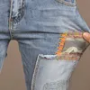 Street Fi Men Jeans Retro jasnoniebieski Slim Fit Stretch Ripped Dżinsy Mężczyzny Patches Designer Hip Hop Denim Pencil Pants Hombre U1YB#