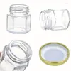 Bouteilles de stockage pots de miel en verre hexagonaux avec couvercles en or bouteille scellée cadeaux de retour de fête d'anniversaire de mariage 300 unités 45ml