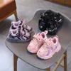 Dzieciowe trampki swobodne buty maluchowe bieganie dzieci młode buty sportowe dla dzieci sprężyna chłopcy dzieci dzieci różowe fioletowe czarne rozmiar 21-30 f3RW#