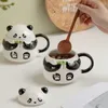 Kupalar bardaklar sevimli seramik panda kupa 450ml büyük kapasite, sırt altındaki renkte renkli zanaat doğum günü hediyesi ev dekorasyon süt kahve fincanı