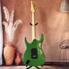 Özel 7v yeşil elektrikli gitar akçaağaç boynu gül ağacı klavye pla çiçek kakma pickguard ile katı gövde hh pikaplar altın donanım el yapımı