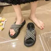 Slippers 2024 Zomerstijl Modieus Elegant Casual Sandalen met dikke zolen Ontwerp Kleur Lichtgewicht Platte hak Open teenslippersNO:X5