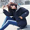 Femme Veste d'hiver Manteau 2018 Nouveau Style Fi Court Cott Veste rembourrée Capuche Slim Parkas Épaissir Vêtements de dessus pour femmes r6Df #