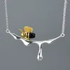 Hängen Lotus Fun Moment Bee och Dripping Honey Pendant Necklace Real 925 Sterling Silver Creative Designer Fine Jewelry for Women Gift