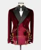 Stilig prom blazer för mens smala fit burgundy sammet toppade lapel manlig bröllop fest jacka moderock 240314